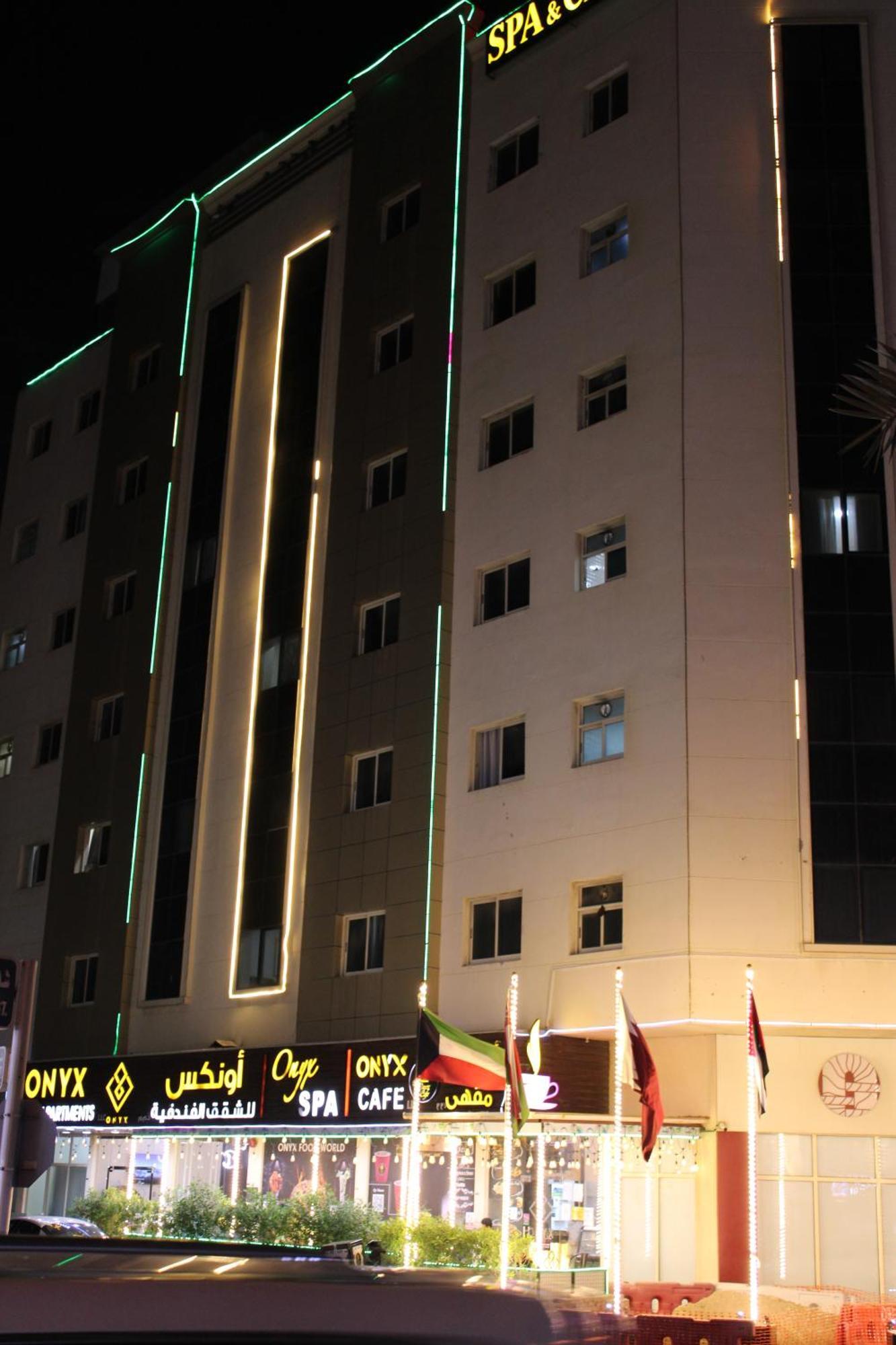 Onyx Hotel Apartments - Maha Hospitality Group Ajman Buitenkant foto