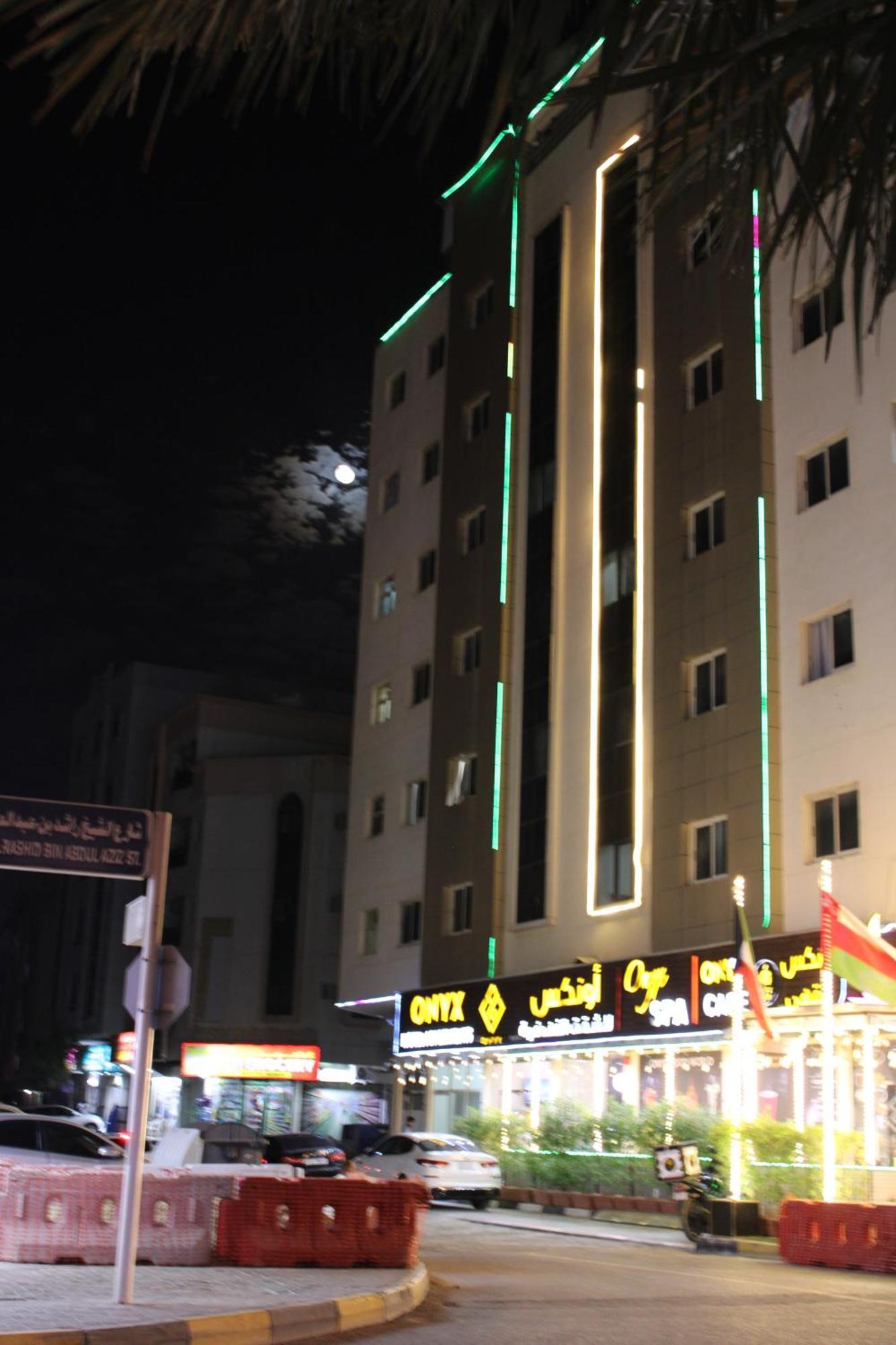 Onyx Hotel Apartments - Maha Hospitality Group Ajman Buitenkant foto