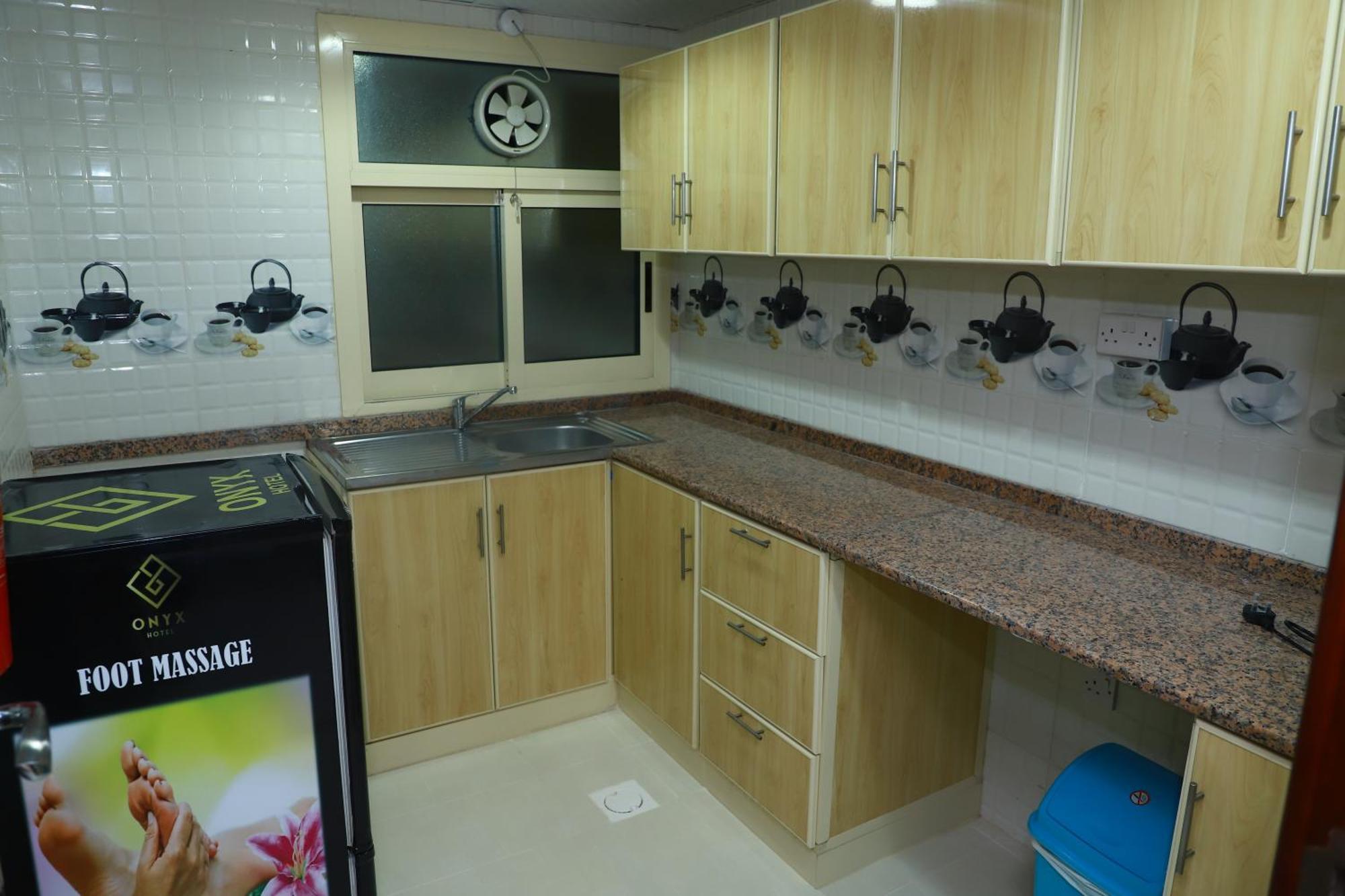 Onyx Hotel Apartments - Maha Hospitality Group Ajman Buitenkant foto